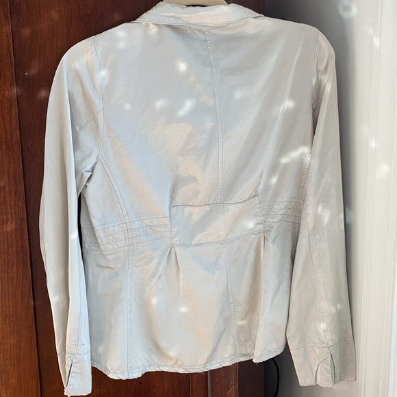 Silver (not too shiny) rad top with pockets. Degrade size M/L - Picture 5 of 9